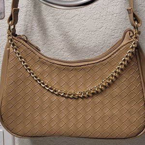 LD Brand Shoulder Bag - Woven Look with Gold Chain Detailing